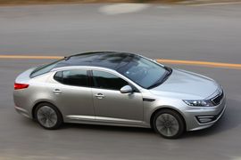 2011款东风悦达起亚K5深度试驾