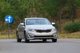 2011款东风悦达起亚K5深度试驾