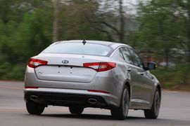 2011款东风悦达起亚K5深度试驾