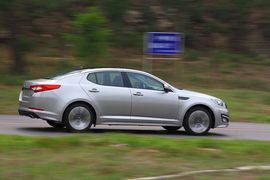 2011款东风悦达起亚K5深度试驾