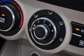2011款起亚K2