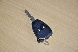 2011款Jeep吉普指南者