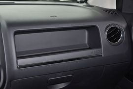 2011款Jeep吉普指南者
