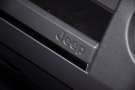 2011款Jeep吉普指南者