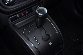 2011款Jeep吉普指南者