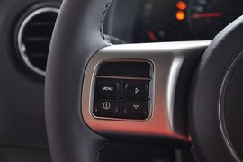 2011款Jeep吉普指南者