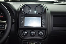 2011款Jeep吉普指南者