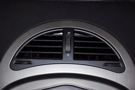 2011款瑞麒M1
