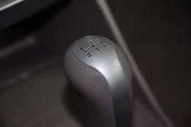 2010款奇瑞旗云2