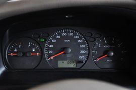 2010款奇瑞旗云2