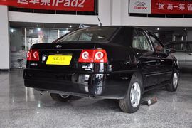 2010款奇瑞旗云2