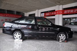 2010款奇瑞旗云2