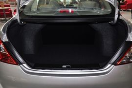 2011款日产阳光1.5XE