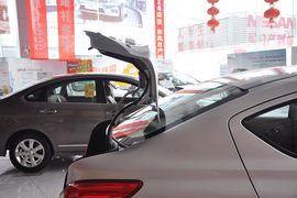 2011款日产阳光1.5XE
