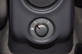 2011款日产阳光1.5XE