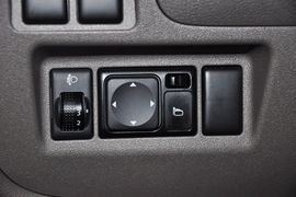 2011款日产阳光1.5XE
