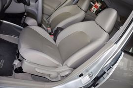 2011款日产阳光1.5XE