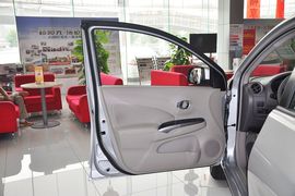2011款日产阳光1.5XE