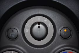 2011款日产阳光1.5XE