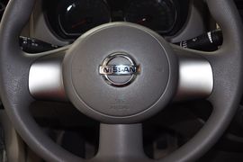 2011款日产阳光1.5XE