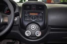 2011款日产阳光1.5XE