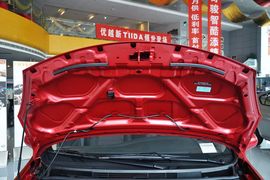 2010款日产骊威劲悦版1.6GS手动超能型到店实拍