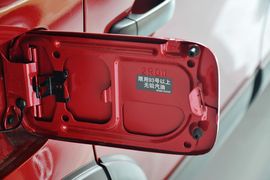 2010款日产骊威劲悦版1.6GS手动超能型到店实拍