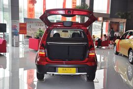 2010款日产骊威劲悦版1.6GS手动超能型到店实拍
