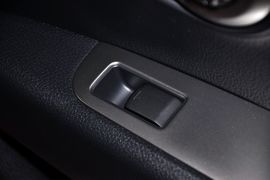 2010款日产骊威劲悦版1.6GS手动超能型到店实拍