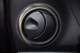 2010款日产骊威劲悦版1.6GS手动超能型到店实拍