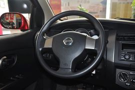 2010款日产骊威劲悦版1.6GS手动超能型到店实拍