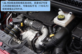 法国试驾标致3008