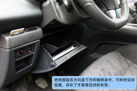 法国试驾标致3008