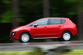 法国试驾标致3008