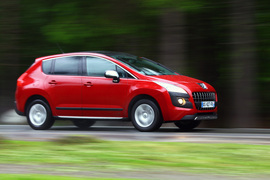 法国试驾标致3008