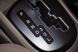 2011款起亚K2