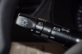 2011款起亚K2