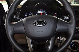2011款起亚K2