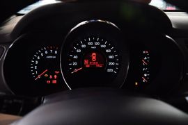 2011款起亚K2