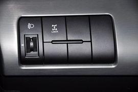 2010款起亚索兰托
