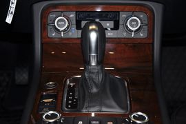 2011款大众途锐
