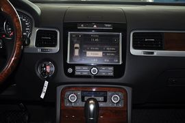 2011款大众途锐