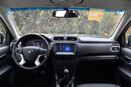 2017款长城风骏5欧洲版2.4L汽油四驱精英型大双排4G69S4N