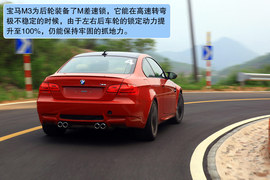 2011款宝马M3双门碳纤车顶试驾体验实拍
