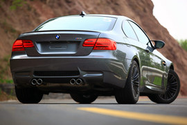 2011款宝马M3双门碳纤车顶试驾体验实拍