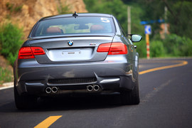 2011款宝马M3双门碳纤车顶试驾体验实拍