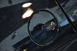 2011款东风标致207两厢