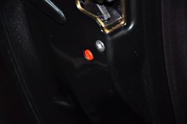 2011款东风标致207三厢