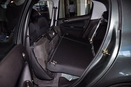 2011款东风标致207三厢