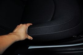 2011款东风标致207三厢